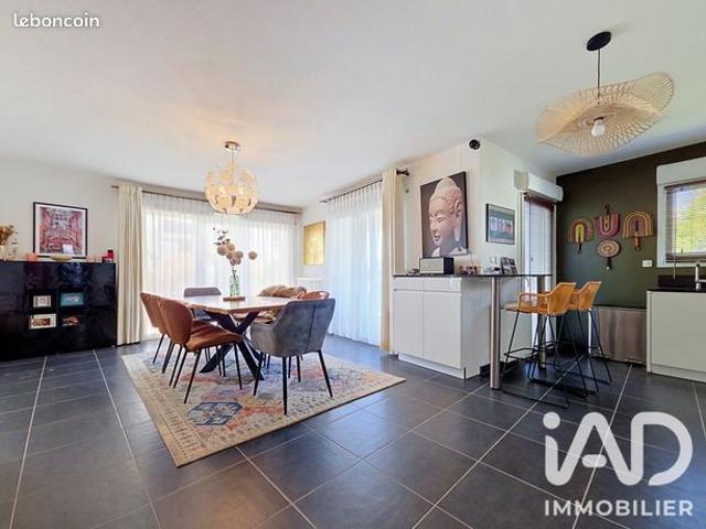 Appartement 4 pièces 93 m²