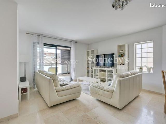 Appartement 4 pièces 93 m²