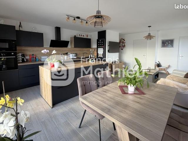 Appartement 4 pièces 93 m²