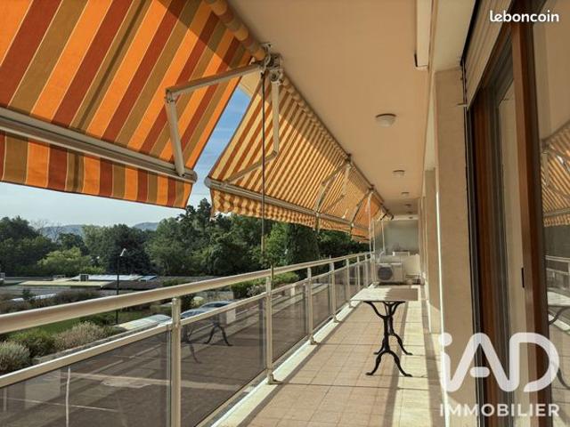 Appartement 4 pièces 93 m²