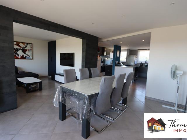 Appartement 4 pièces 93 m²
