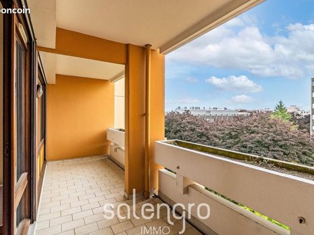Appartement 4 pièces 93 m²