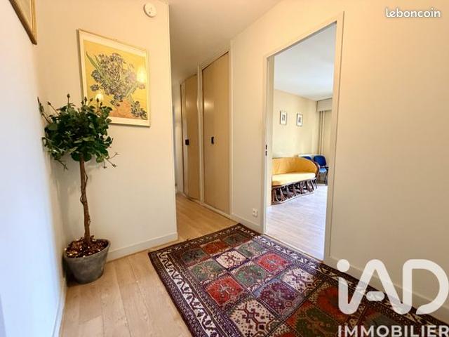 Appartement 4 pièces 93 m²