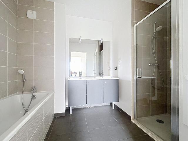 Appartement 4 pièces, 90 m² à louer à Bezannes 51430
