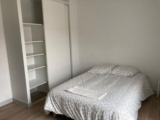 Appartement 4 pièces, 90 m² à louer à Bordeaux 33800