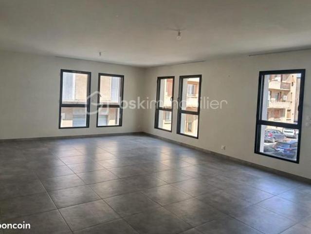 Appartement 4 pièces 90 m²