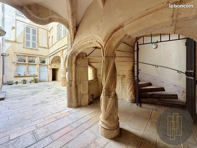 Appartement 4 pièces 90 m²