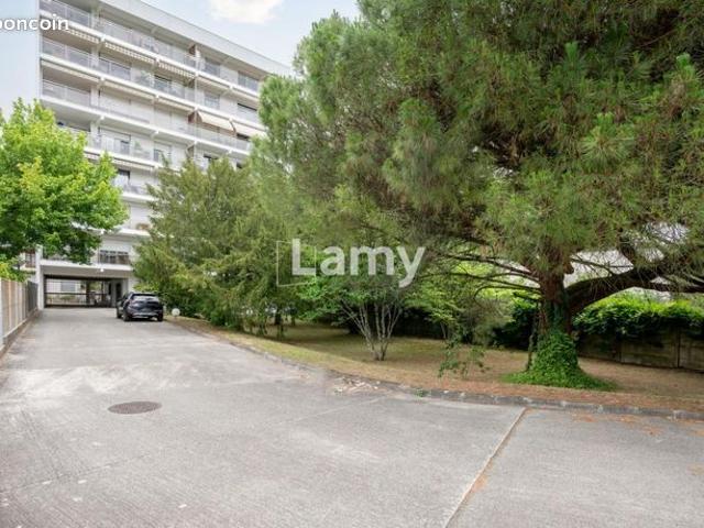 Appartement 4 pièces 90 m²