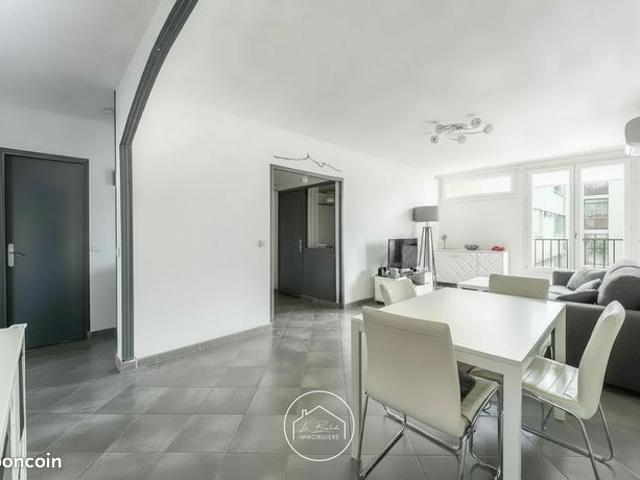 Appartement 4 pièces 90 m²