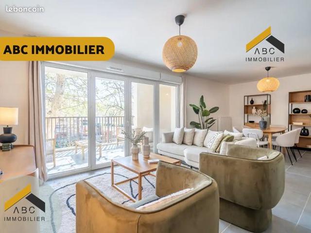 Appartement 4 pièces 90 m²