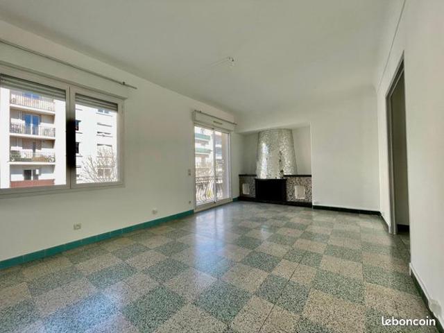 Appartement 4 pièces 90 m²