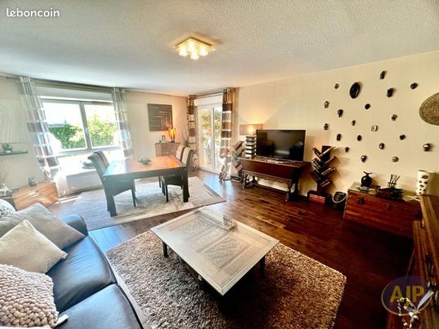 Appartement 4 pièces 90 m²