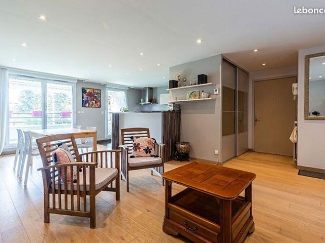 Appartement 4 pièces 90 m²