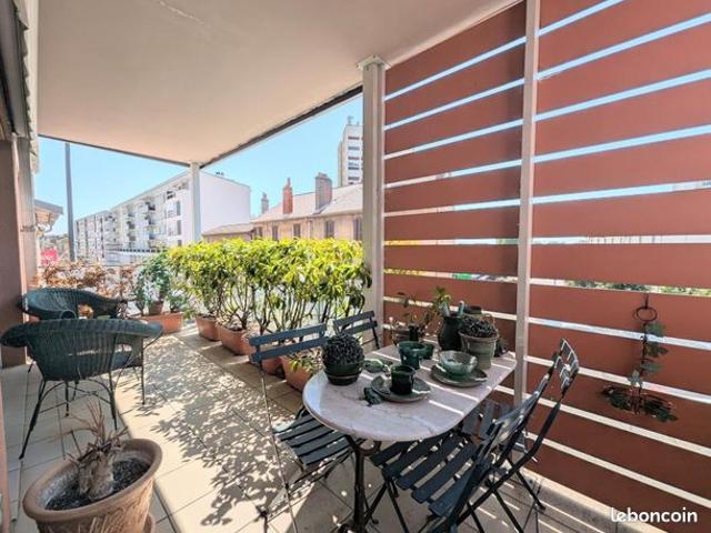 Appartement 4 pièces 90 m²