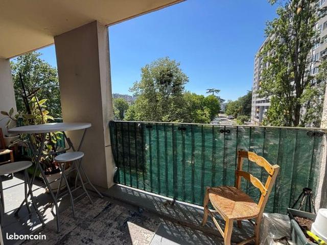 Appartement 4 pièces 90 m²