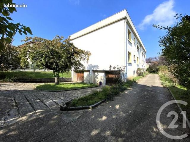 Appartement 4 pièces 90 m²