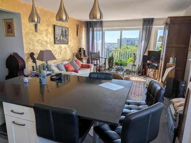Appartement 4 pièces 90 m²