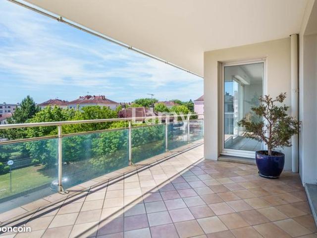 Appartement 4 pièces 90 m²