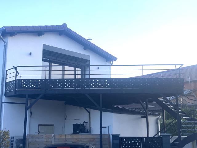 Appartement 4 pièces, 91 m² à louer à Vonnas 01540