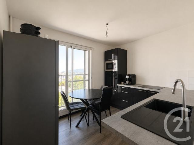 Appartement 4 pièces 91 m²