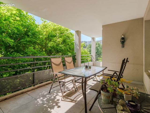 Appartement 4 pièces 91 m²