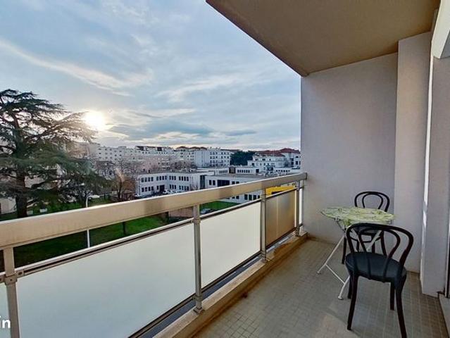 Appartement 4 pièces 91 m²