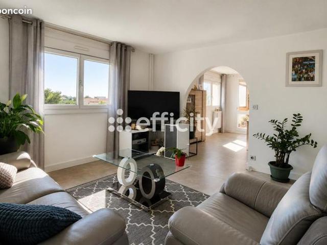 Appartement 4 pièces 91 m²