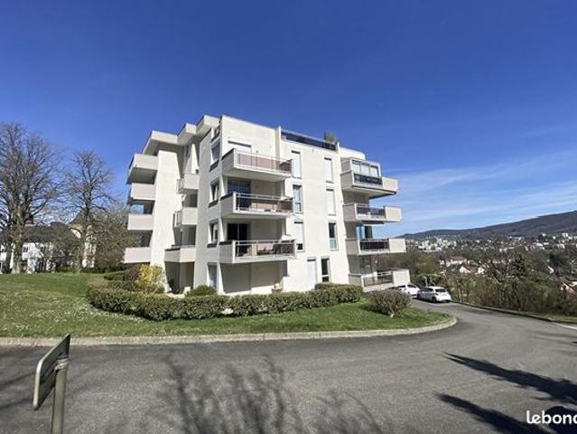 Appartement 4 pièces 91 m²