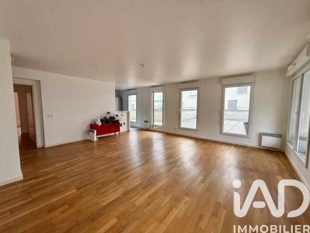 Appartement 4 pièces, 92 m² à louer à Villemomble 93250