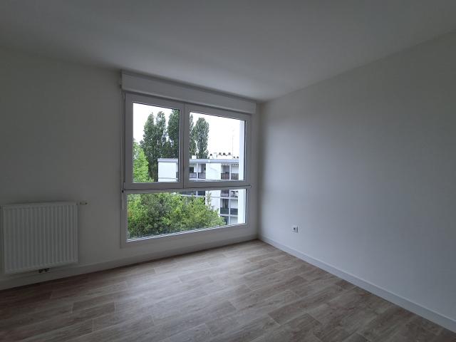 Appartement 4 pièces, 92 m² à louer à Villenave d'Ornon 33140