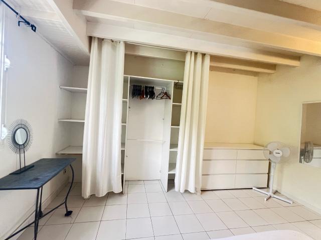 Appartement 4 pièces, 92 m² à louer à Le Gosier 97190