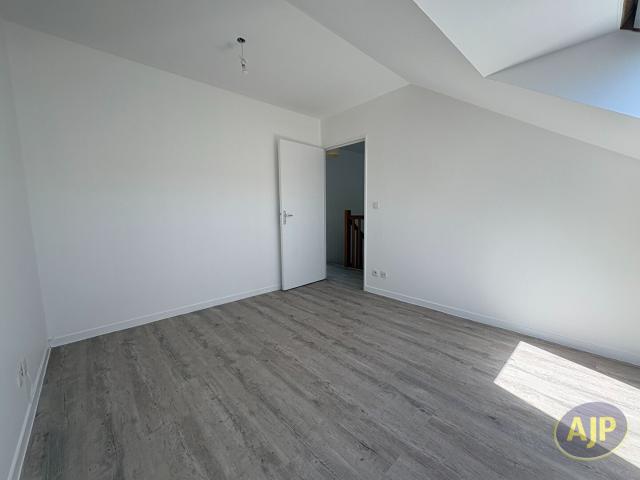 Appartement 4 pièces, 92 m² à louer à Nantes 44100