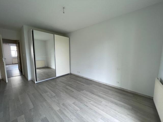 Appartement 4 pièces, 92 m² à louer à Nîmes 30000