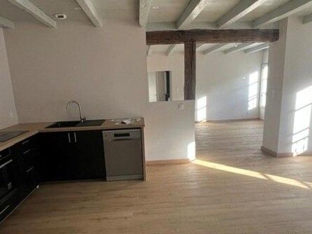 Appartement 4 pièces, 92 m² à louer à Sainte Foy la Grande 33220