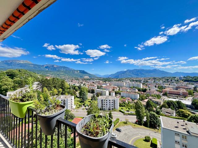 Appartement 4 pièces 92 m²