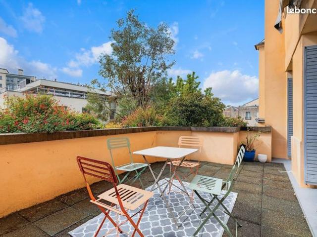 Appartement 4 pièces 92 m²