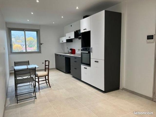 Appartement 4 pièces 92 m²
