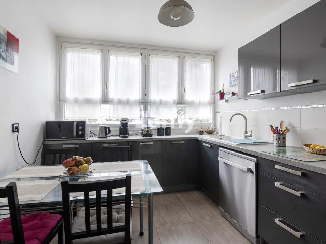 Appartement 4 Pieces 97 m2 st michel sur orge