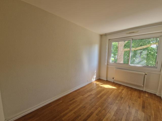 Appartement 4 pièces, 97 m² à louer à Écully 69130