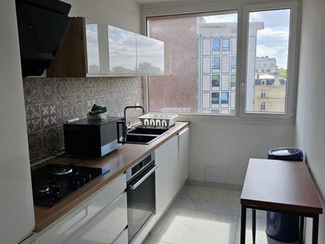 Appartement 4 pièces, 97 m² à louer à Lille 59000