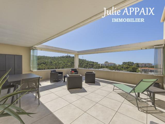 Appartement 4 pièces 97 m²