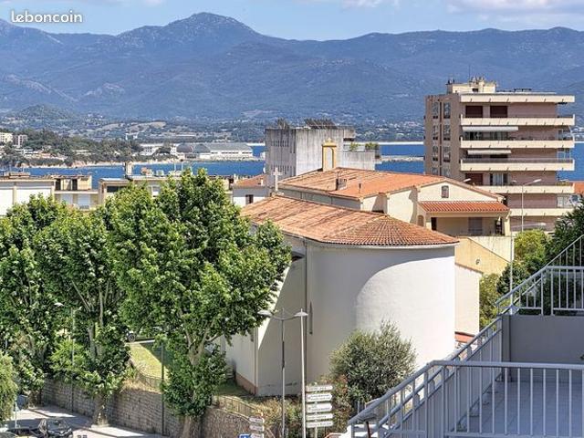 Appartement 4 pièces 97 m²