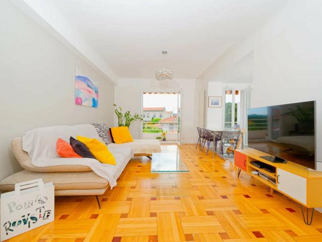 Appartement 4 pièces 97 m²