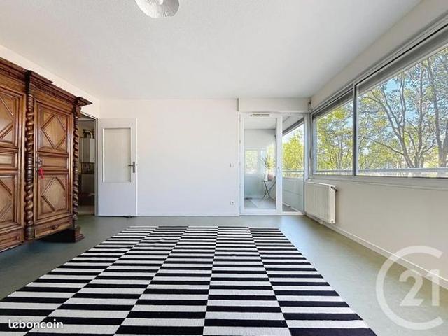 Appartement 4 pièces 97 m²