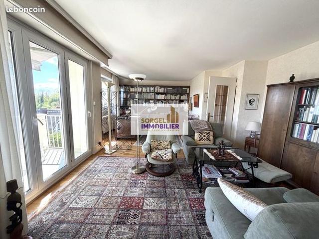 Appartement 4 pièces 97 m²