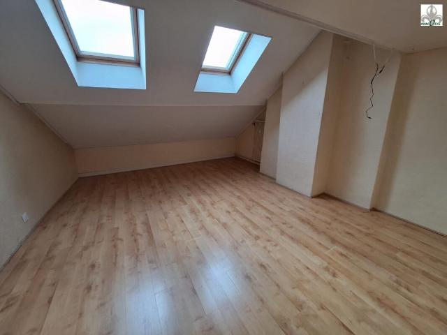 Appartement 4 pièces, 94 m² à louer à Besançon 25000