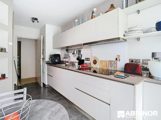 Appartement 4 pièces, 94 m² à louer à Roubaix 59100