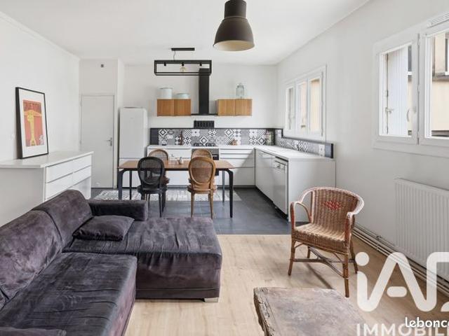 Appartement 4 pièces 94 m²