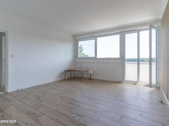 Appartement 4 pièces 94 m²
