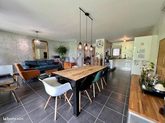 Appartement 4 pièces 94 m²